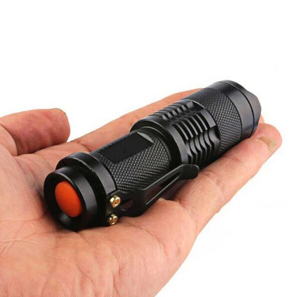 كشاف يد Scorpion UV Flashlight